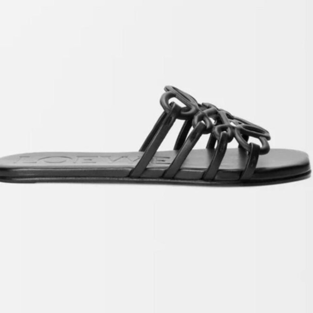 Loewe Petal Anagram Elegant sandals -Black | Gently used| Spring Summer Flats - Picture 4 of 5